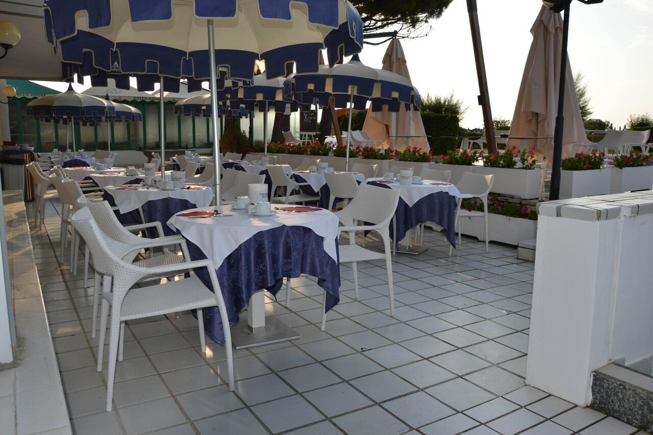 Hotel Florida Lido di Jesolo Exterior photo
